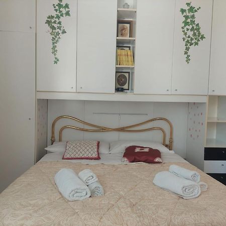 Apartamento La Casa Di Tania Trieste Exterior foto